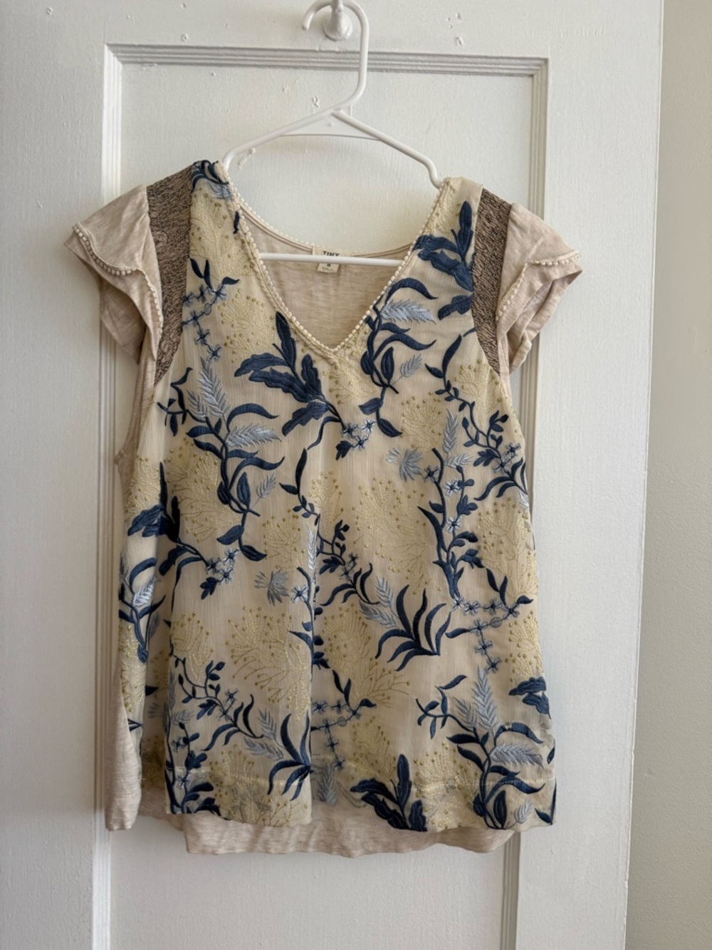 Embroidered V-Neck Floral Tunic Top - Cream & Navy